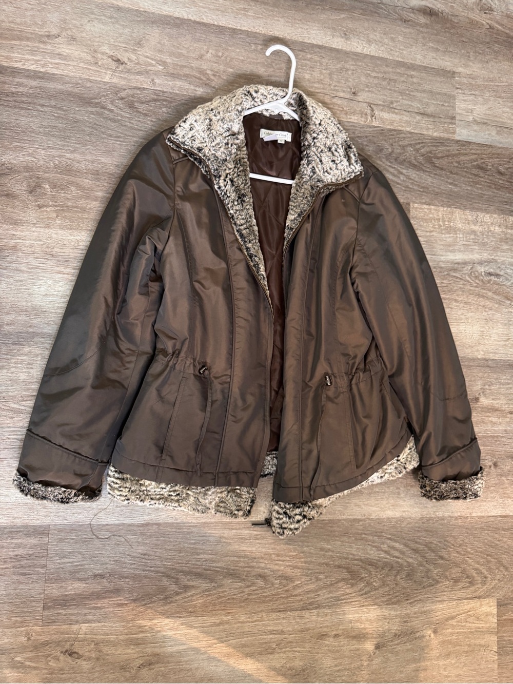 Clearwater Creek Fur Winter Jacket Nylon Women’s Size M